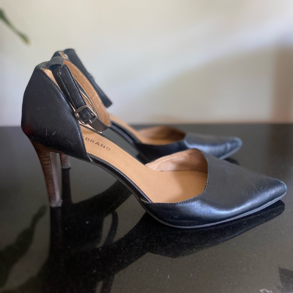 Lucky Brand Black heels w/ankle strap